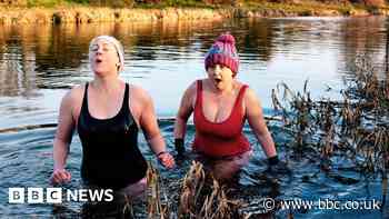 Campaigners slam government river bathing decision