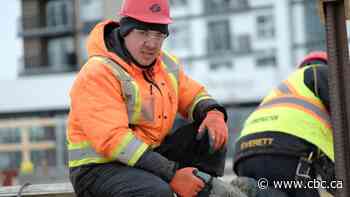 Ukrainians fleeing war help ease Manitoba's labour shortage