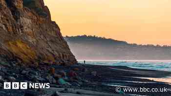 San Diego: Eight dead after boats, possibly used for people smuggling, capsize