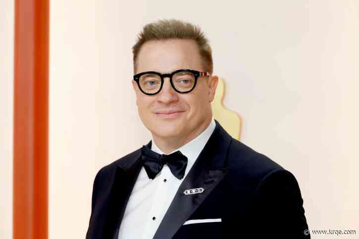 Photos from the 2023 Oscars 'red' carpet