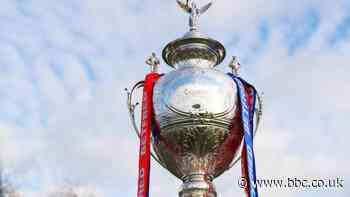 Challenge Cup third round: Halifax beat Featherstone to make round four