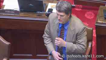 Snowmobile crash injures Minnesota State Senator