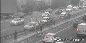 Un accident entre trois voitures provoque de gros embouteillages sur l'A8