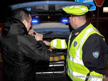 Provoca un incidente stradale da ubriaco e fugge: straniero denunciato