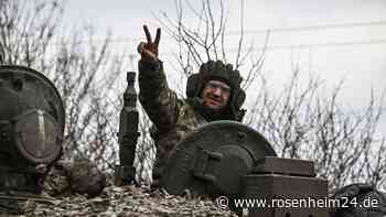 Ukraine-Krieg: Russische Einheiten erwarten Gegenangriff – Kämpfe um Bachmut halten an