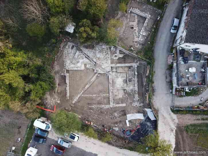 An 1,800-Year-Old Roman Bathhouse Discovered Near French Village 