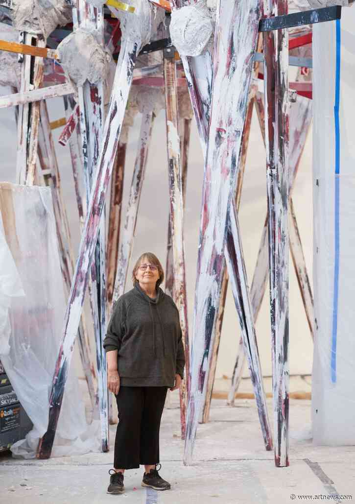 Phyllida Barlow, Whose Towering Sculptures Upended Ideas of Art-Making, Has Died at 78