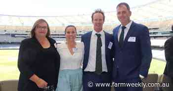 Scholars swap notes over lunch