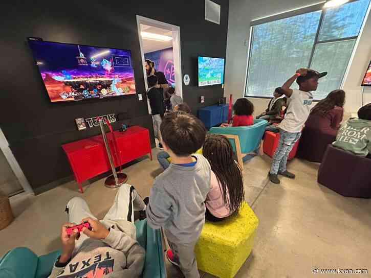 Gaming lounge opens in Boys and Girls Club of Austin