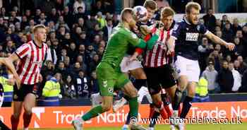 Sunderland's Dennis Cirkin to see specialist ahead of resuming full training