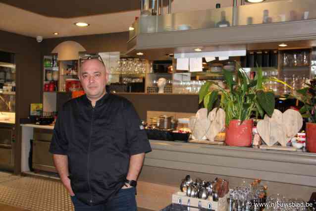 Restaurantuitbater Pedro (50) met de handen in het haar door personeelsgebrek, sluiting  tijdens drukke zomermaanden wordt niet uitgesloten: “Een catastrofe”