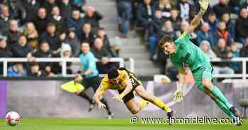 Jamie Carragher and Dermot Gallagher split on Nick Pope and Raul Jimenez incident