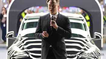 Sandy Munro says Tesla's Mexico factory is a 'genius move' for building a $25,000 car