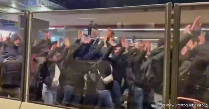 Napoli-Eintracht, centinaia di tifosi arrivano in città nonostante il divieto: i cori alla stazione. La polizia li identifica – Video