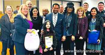 9-year-old Aurora girl honored for 911 call that saved her mother's life