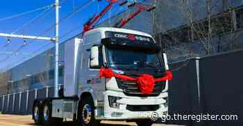 China debuts bonkers hybrid electric trolley-truck