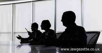 One in 20 in-house solicitors 'pressured to suppress information'