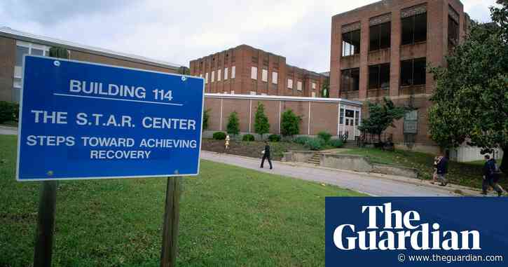 Virginia deputies charged in man’s death at mental hospital