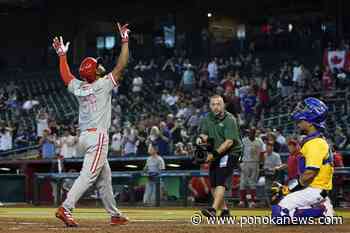 Canada beats Colombia 5-0 at World Baseball Classic, Freeman leaves game with injury