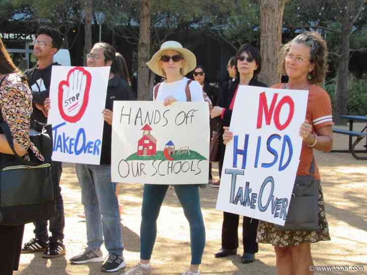Texas sends enforcement letter to Houston school district, beginning takeover