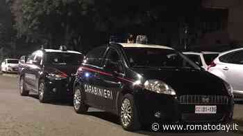 La compravendita di hashish sotto gli occhi dei carabinieri