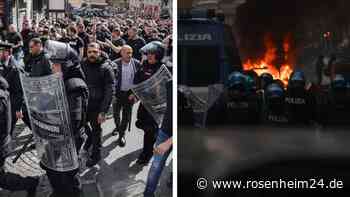 Frankfurt gegen Neapel: Pyro, ausgebranntes Polizeiauto - SGE-Fans liefern sich Gefecht mit der Polizei