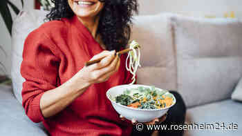 Osteoporose vorbeugen: 10 Tipps, wie Sie den Knochenschwund umgehen können