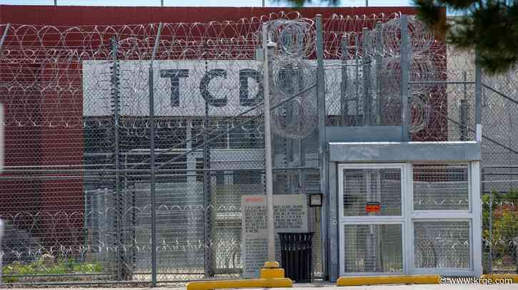 New Mexico Legislature rejects ban in immigration detention