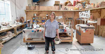 Phyllida Barlow, British Sculptor of Playful, Scale-Defying Works, Dies at 78