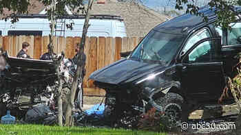 2 dead after truck veers into opposite lane, crashes into another vehicle in Visalia