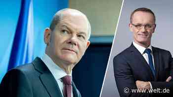 Ein Verantwortlicher sitzt im Kanzleramt