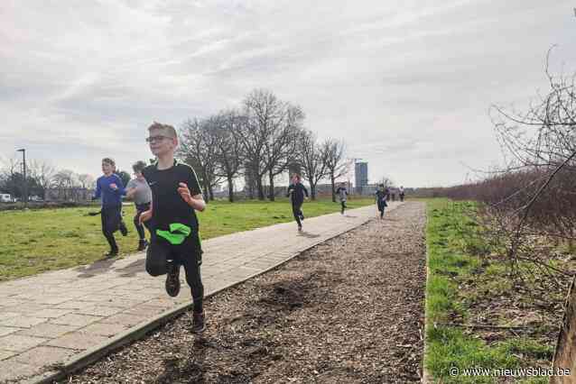 Kids Mile voortaan gratis voor kinderen die zich inschrijven via school: “Grote loopevenementen laagdrempeliger maken voor de jeugd”