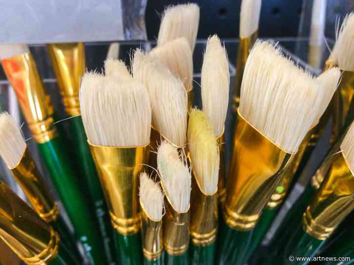 The Best Bristle Brushes for Oil and Acrylic Paints