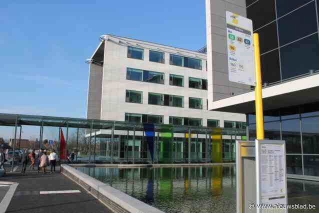 Regionale ziekenhuizen werken samen met  partners in grote steden om borstkanker te behandelen: “Belangrijk dat we de krachten bundelen”