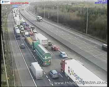 M25 crash: Miles of congestion between Romford and Thurrock