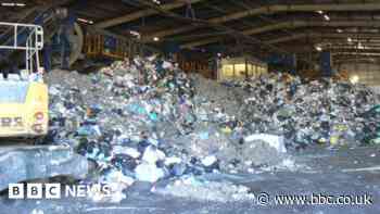 Swindon Council criticised over foul pong inquiry delay