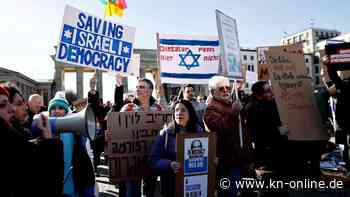 Benjamin Netanjahu in Berlin: Proteste gegen Besuch des israelischen Premierministers