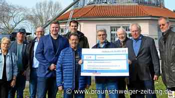 Ilseder Kugelwasserturm – Bürger spenden dafür 10.431 Euro