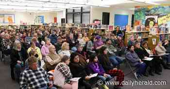 Vocal crowd expresses support for reopening Lords Park pool in Elgin