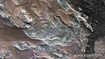 Scientists discover signs of 'modern' glacier on Mars that hints at buried water ice