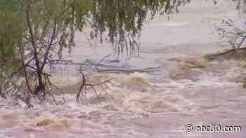 Evacuation warnings issued for Tulare County communities over flooding concerns