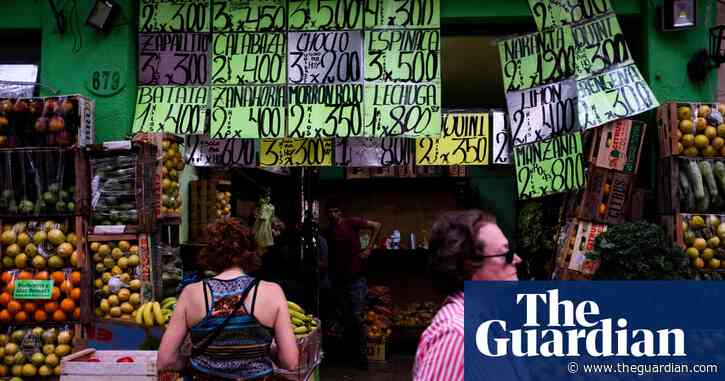 Argentina’s inflation rate soars past 100%, its worst in over 30 years