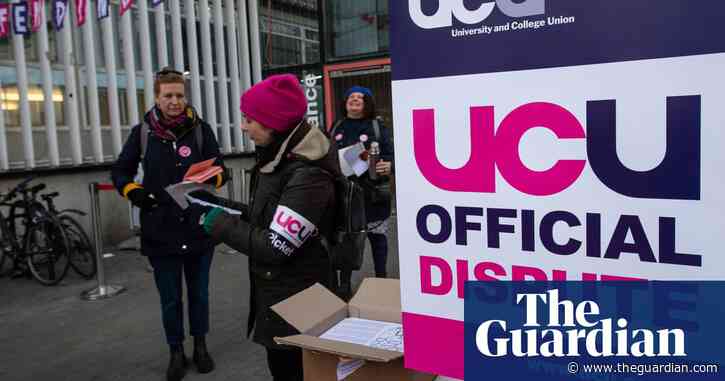 UK university staff make breakthrough in strike dispute with employers