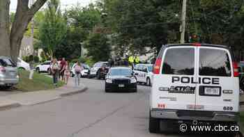 Police to patrol McMaster area this weekend, 2nd time city will enforce 'nuisance party' bylaw