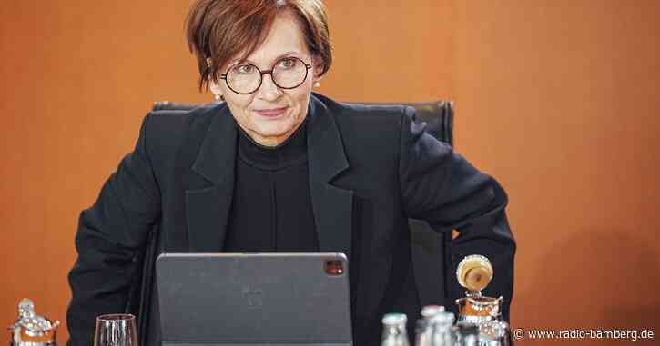 Bildungsministerin Stark-Watzinger besucht Taiwan