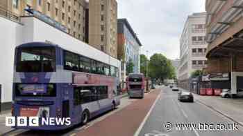 Bristol bus franchising: Mayor blames council for blocking deal