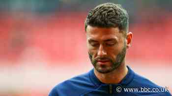 Gary Madine: Blackpool striker faces lengthy spell out with ACL injury