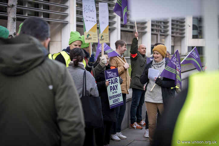 Environment agency workers begin fresh wave of industrial action