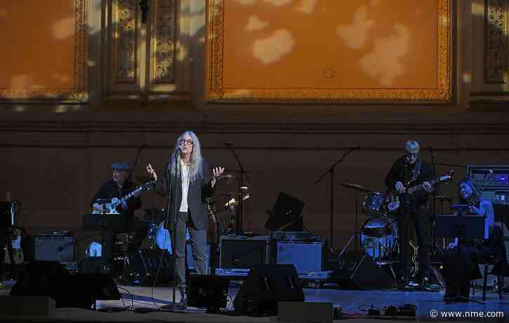 Watch Patti Smith cover Paul McCartney’s ‘She’s Leaving Home’ in Carnegie Hall tribute