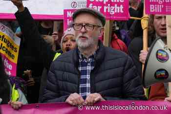 Jeremy Corbyn backs Gary Lineker over migration bill criticism